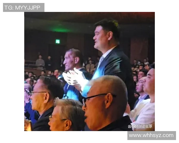 巩晓彬怒斥姚明引发热议篮球圈内外对两位巨星的不同看法与争议